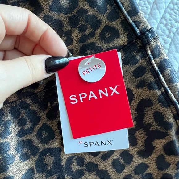NWT - SPANX - Faux Leather Leopard Leggings in Leopard Shine - Picture 6 of 13